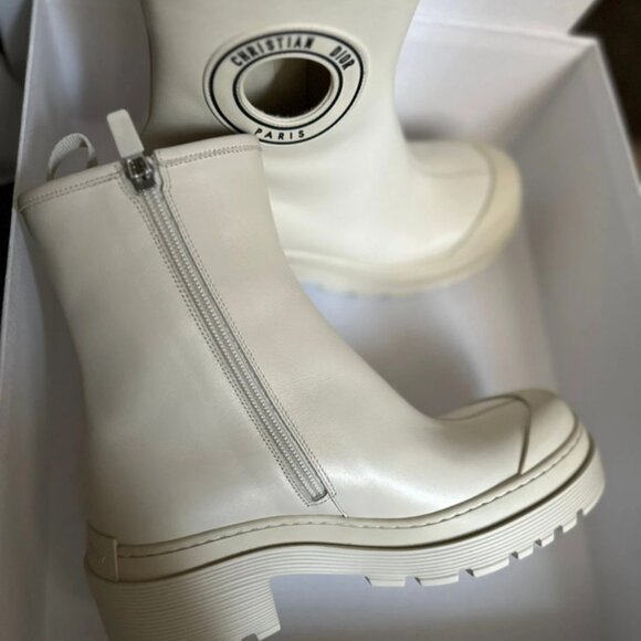 Dior beige leather ankle boots - Picture 1 of 4